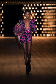 Look 18