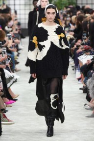 Look 11