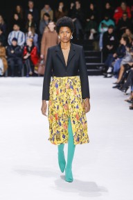 Look 19