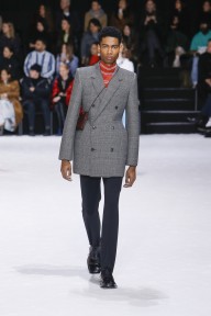 Look 25