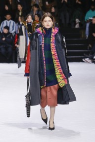 Look 60