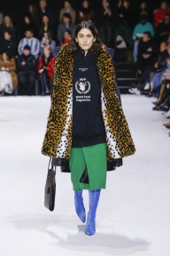 Look 63