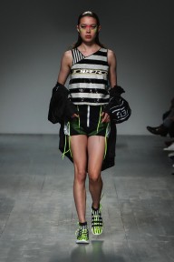 Look 27
