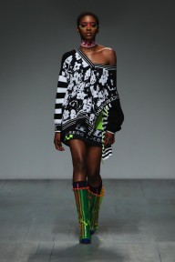 Look 32