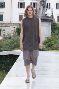Look 4