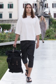 Look 19