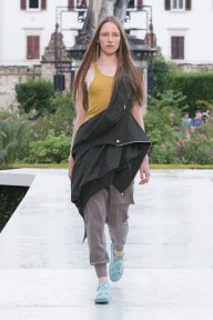 Look 25