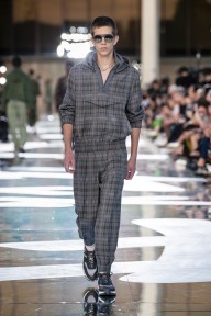 Look 40