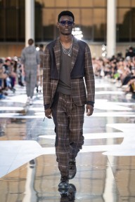 Look 39
