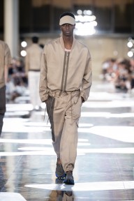 Look 32