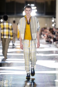 Look 27