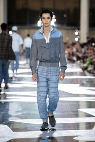 Look 18