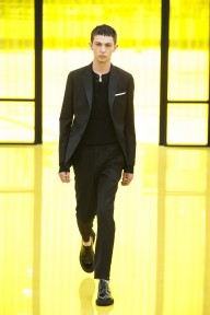 Look 30
