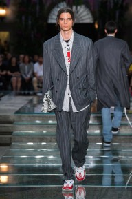 Look 3