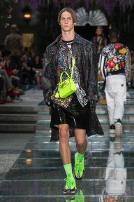 Look 25