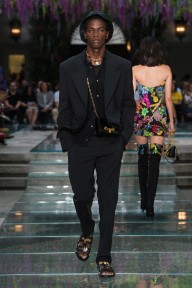 Look 49