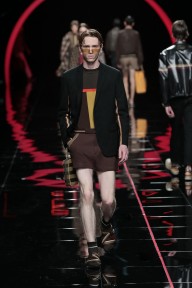 Look 9