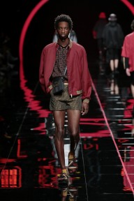 Look 10