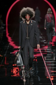 Look 15