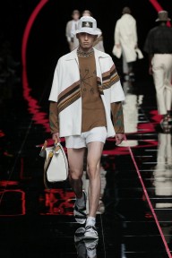 Look 25