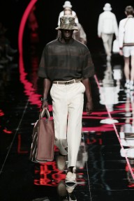 Look 27