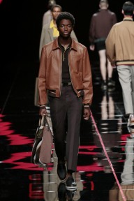 Look 38