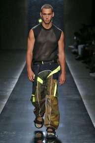 Look 19