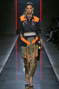 Look 23