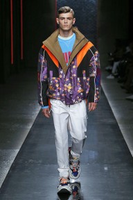 Look 25