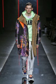Look 27