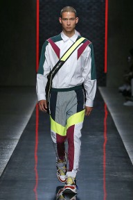 Look 30