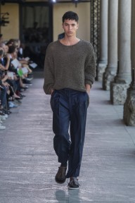 Look 7