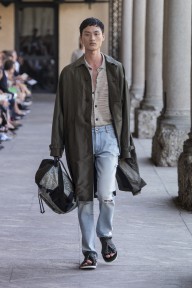 Look 13