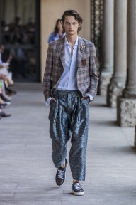 Look 27