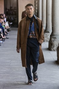 Look 29