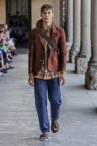 Look 30