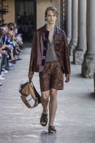 Look 31