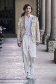 Look 34