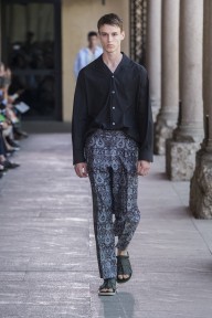 Look 38