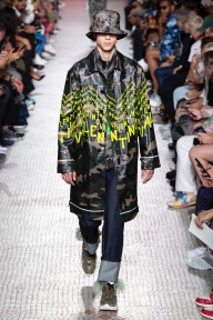 Look 14