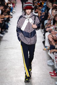 Look 19
