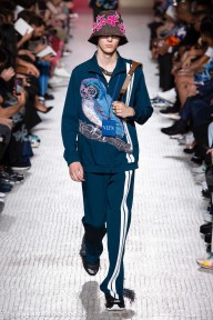 Look 33