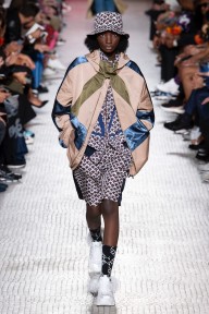 Look 39