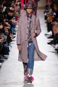Look 43