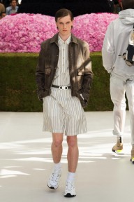 Look 12
