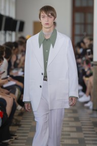 Look 25