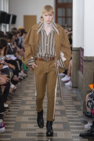 Look 38
