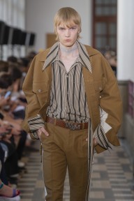 Look 39