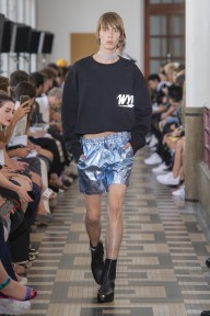 Look 70
