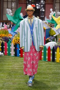 Look 11